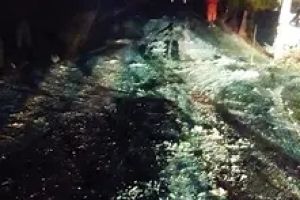 ടാങ്കറിൽ നിന്ന് വനസ്‌പതി റോഡിലേക്ക് ഒഴുകി: മണലിട്ട് അപകടം ഒഴിവാക്കി അഗ്നിരക്ഷാസേന