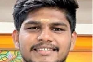 ലോറി തട്ടി പരിക്കേറ്റ് ചികിത്സയിലായിരുന്ന ബൈക്ക് യാത്രക്കാരൻ മരിച്ചു