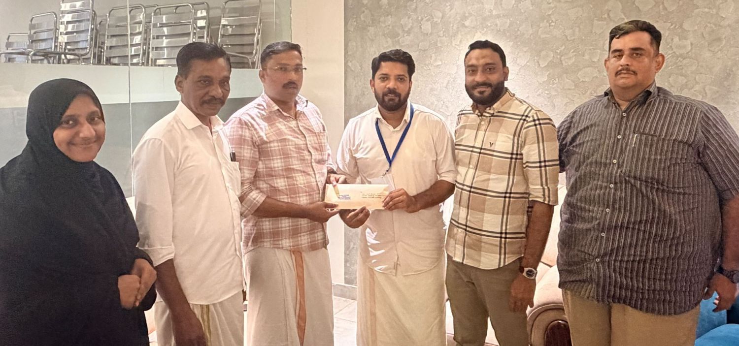 പെരിങ്ങാടി റെയിൽവേ മേൽപ്പാലം യാഥാർത്ഥ്യമാക്കണം - ഷാഫി പറമ്പിൽ എംപിക്ക് നിവേദനം നൽകി