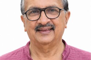 മഹാഗുരുവിന്റെ കട്ടിലും, കസേരയും നിധിപോലെ സൂക്ഷിച്ച ജയേന്ദ്രൻ മാഷും ഓർമ്മയായി :ചാലക്കര പുരുഷു