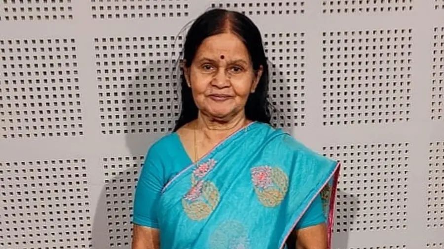 ചലച്ചിത്ര-നാടക നടി സാവിത്രി ശ്രീധരൻ അന്തരിച്ചു