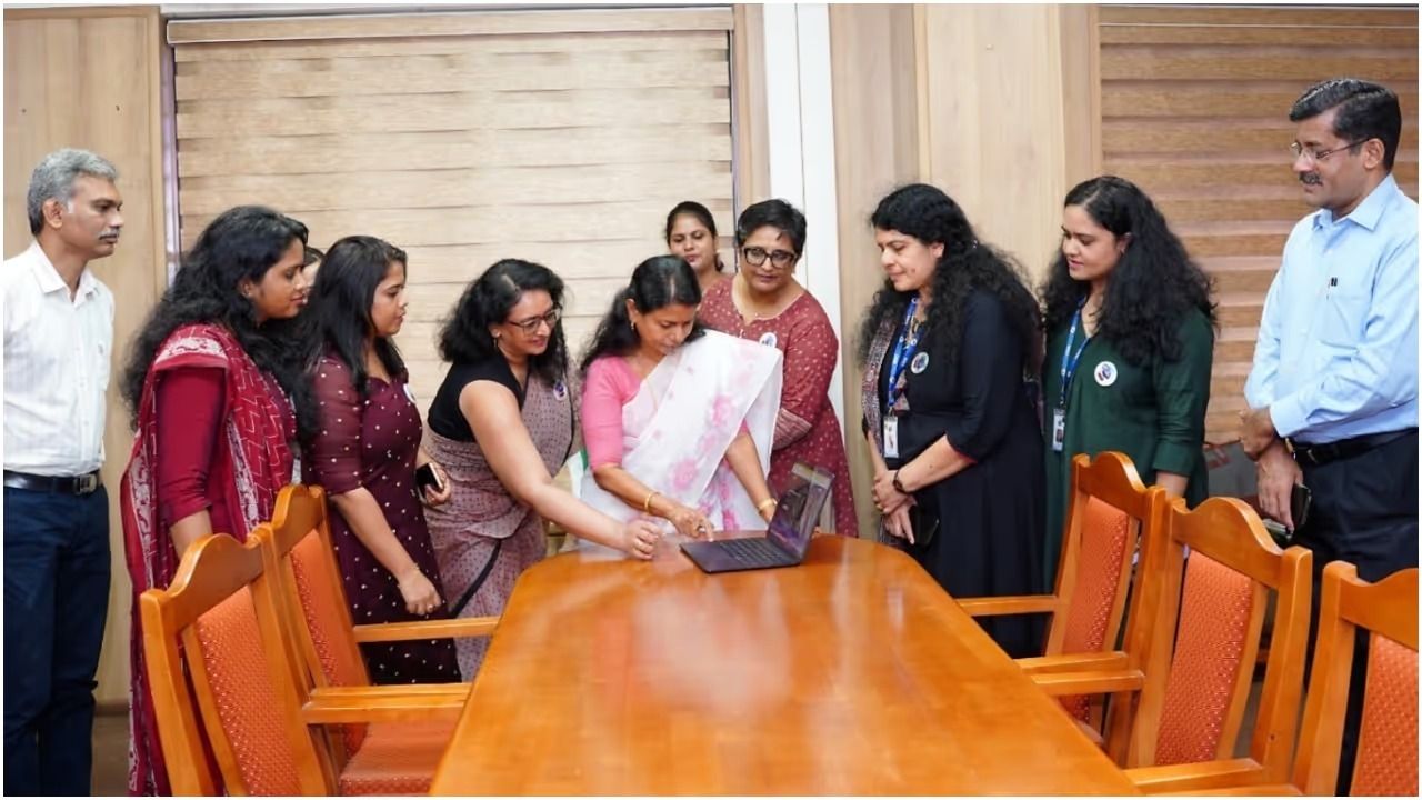 കരിയർ ബ്രേക്ക് വന്ന സ്ത്രീകൾക്ക് തൊഴിൽ അവസരം: '10000 വിമൻ ബാക്ക് ടു കരിയർ' വെബ്സൈറ്റ് ഉദ്ഘാടനം ചെയ്ത് മന്ത്രി ബിന്ദു കൃഷ്ണ
