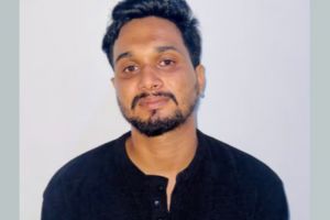 യുവതിയെ കബളിപ്പിച്ച് 28 ലക്ഷത്തിൻറെ സ്വർണാഭരണ തട്ടിപ്പ്; വിശ്വസിപ്പിച്ചതിന് പിന്നാലെ ചതി, വഞ്ചന മനസിലായതോടെ പരാതി നൽകി, പ്രതി അറസ്റ്റിൽ