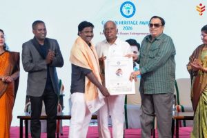 ഗോൾഡൻ ഹെറിറ്റേജ് പുരസ്കാരം ഉസ്മാൻ മദാരി ഏറ്റുവാങ്ങി
