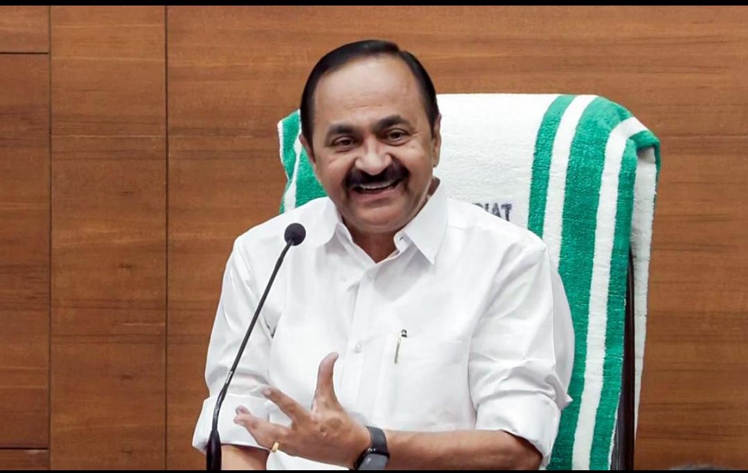 മുഖ്യമന്ത്രിക്കും മന്ത്രിമാർക്കും സുരക്ഷ ശക്തമാക്കാൻ തീരുമാനം