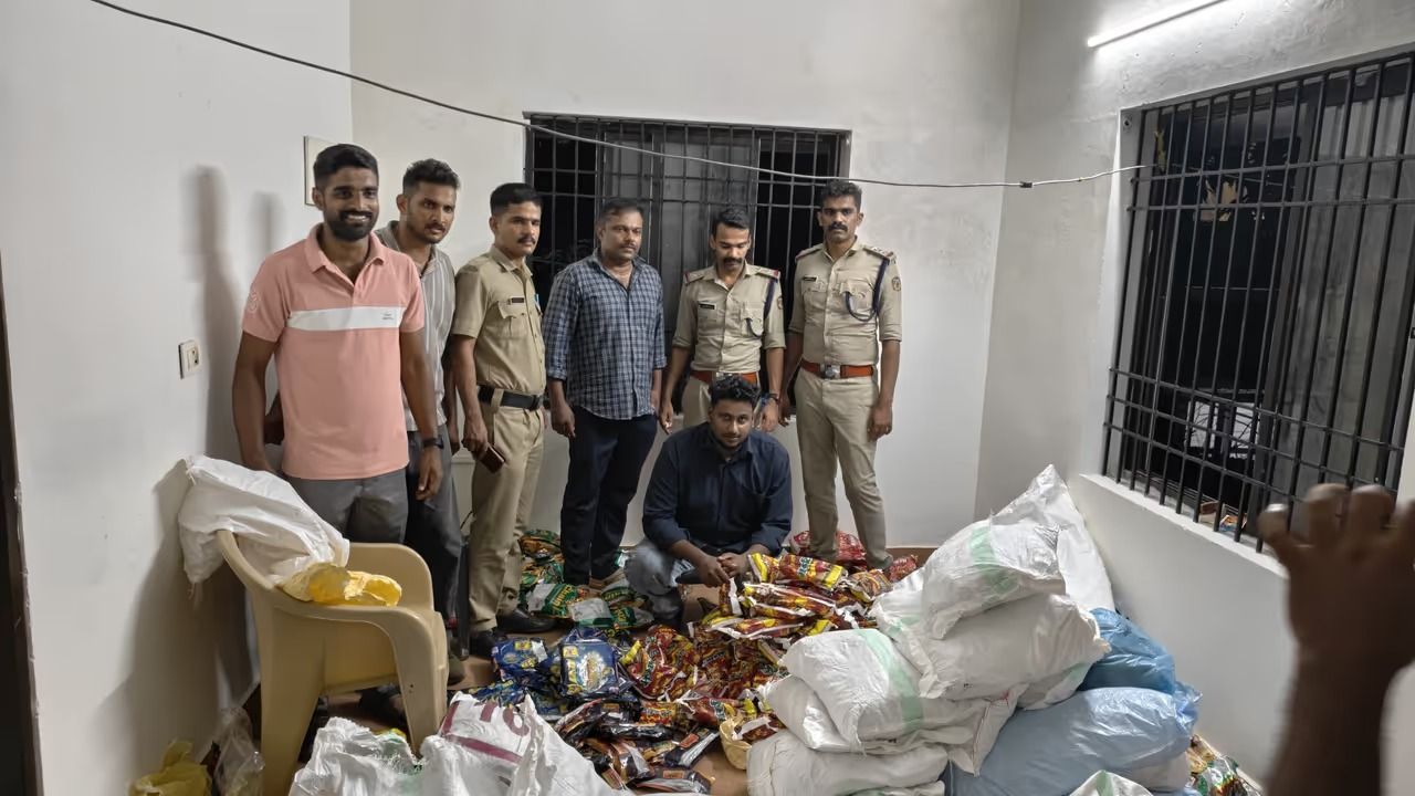 കാറിൽ കടത്താൻ ശ്രമിച്ച 36,000-ലധികം പാക്കറ്റ് നിരോധിത പാൻമസാല പിടികൂടി; യുവാവ് കാസർകോട് അറസ്റ്റിൽ