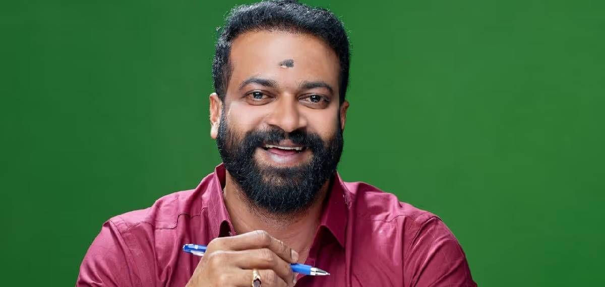 ആർ. സുഗതന്റെ ഒപ്പ് വ്യാജമായി ഇട്ടെന്ന പരാതി: മേയർ വി.വി. രാജേഷ് ഉൾപ്പെടെ മൂന്ന് പേർക്കെതിരെ കേസ്