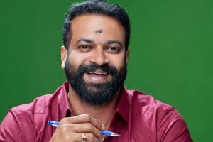 ആർ. സുഗതന്റെ ഒപ്പ് വ്യാജമായി ഇട്ടെന്ന പരാതി: മേയർ വി.വി. രാജേഷ് ഉൾപ്പെടെ മൂന്ന് പേർക്കെതിരെ കേസ്