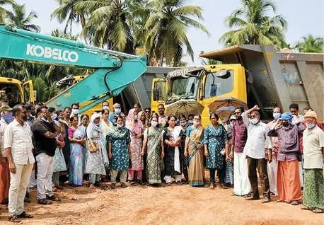 കൊയിലാണ്ടി: നന്തി-ചെങ്ങോട്ടുകാവ് ബൈപ്പാസിൽ അടിപ്പാത ആവശ്യപ്പെട്ട് നാട്ടുകാരുടെ പ്രക്ഷോഭം ശക്തമായി; നിർമാണ പ്രവൃത്തികൾ തടഞ്ഞു