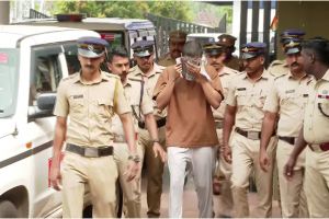 മിനി കൂപ്പർ അപകടം: പ്രതിയുമായി ബാറുകളിലും എയർപോർട്ട് റോഡിലും എത്തിച്ച് പൊലീസ് തെളിവെടുപ്പ്