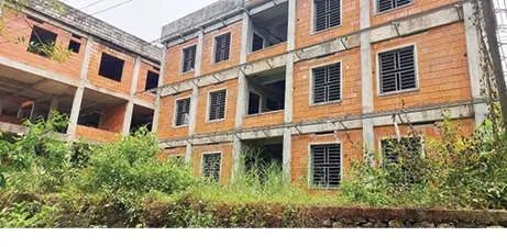 കുറ്റിപ്പാലയിലെ ഹൗസിങ് ബോർഡ് ഫ്ലാറ്റ് എട്ടുമാസത്തിനകം കൈമാറുമെന്ന് മന്ത്രി മോൻസ് ജോസഫ്