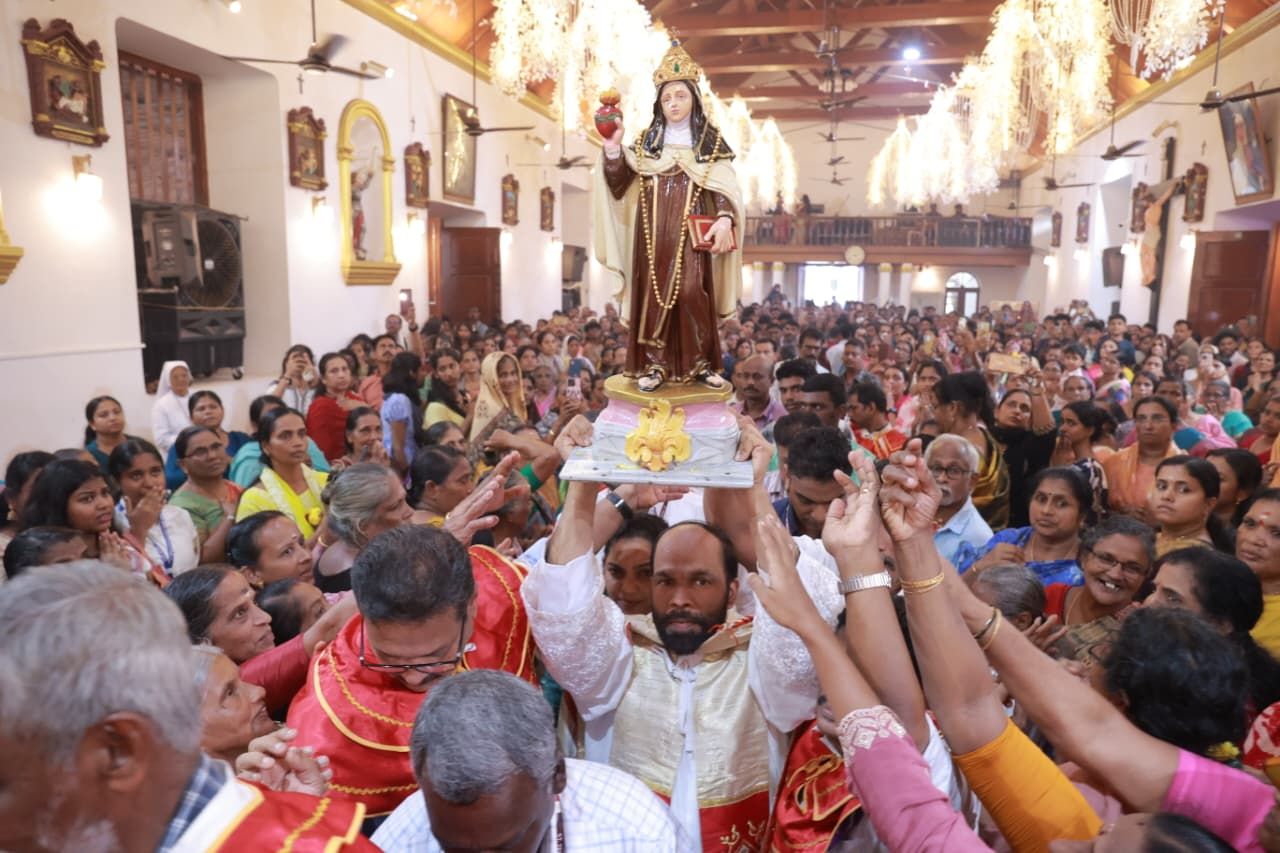 മയ്യഴിയമ്മക്ക് വന്ദനം 'പെരുംനാളു'കൾക്ക് കൊടിയിറങ്ങി.