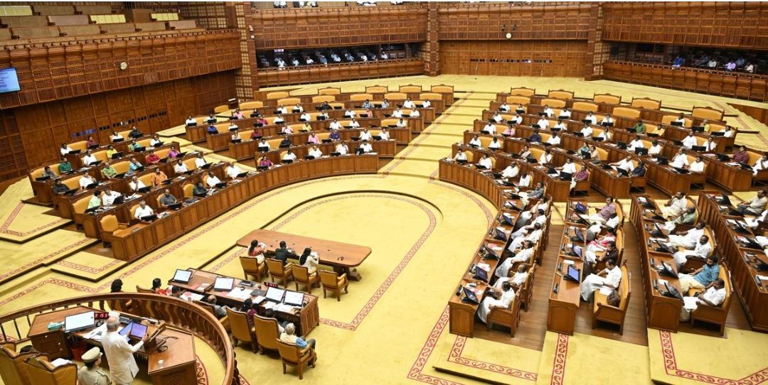 എം.എൽ.എമാരുടെ ശമ്പളത്തിൽ 30 ശതമാനത്തിലേറെ വർധനയുണ്ടായേക്കും; അതിവേഗ നീക്കവുമായി സർക്കാർ