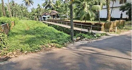 പേരാമ്പ്രയിലെ ലിങ്ക് റോഡ് വികസനം പാതിവഴിയിൽ; ഫണ്ട് പ്രതിസന്ധി തിരിച്ചടിയാകുന്നു